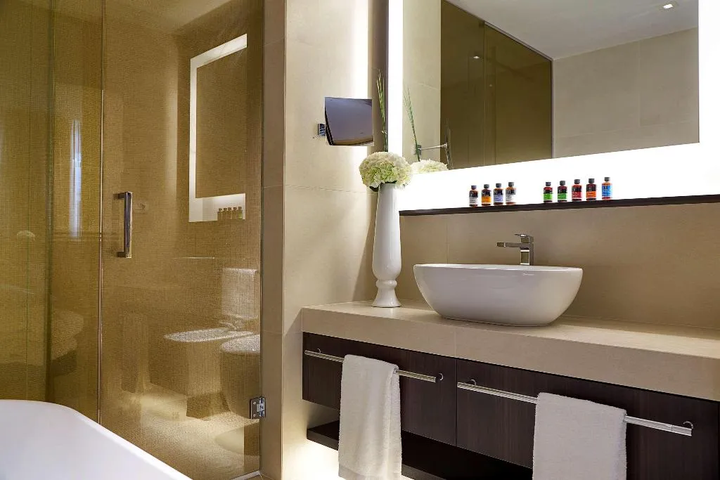 Room, Me Milan Il Duca, Milan