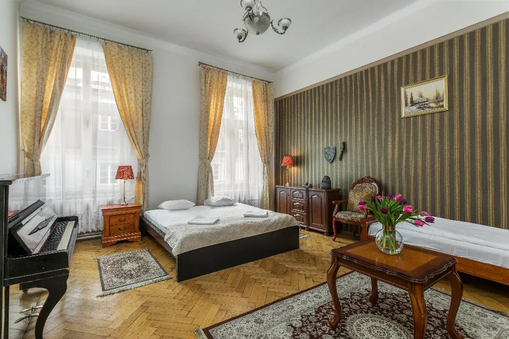 APARTMENT TWO BEDROOMS Room, The Spiski Palace Apartments, Krakow
