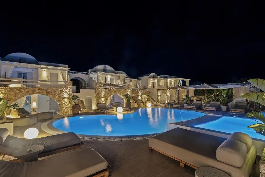 Pool, Orabel Suites, Santorini