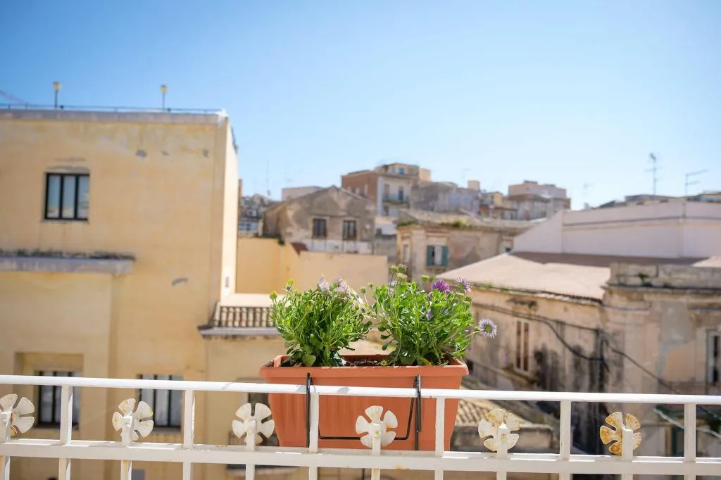 Room, Hotel Gran Bretagna, Catania