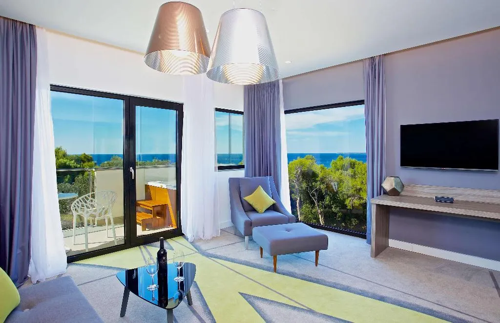 Room, Park Plaza Arena Pula, Istria