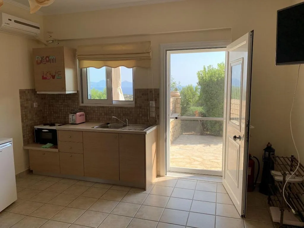 Room, Lithies Studios & Apartments, Zante