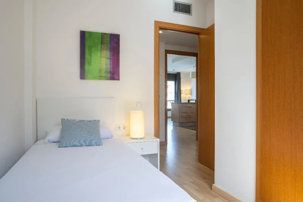 APARTMENT CAPACITY 5 TWO BEDROOMS Room, Pierre & Vacances Empuriabrava, Costa Brava