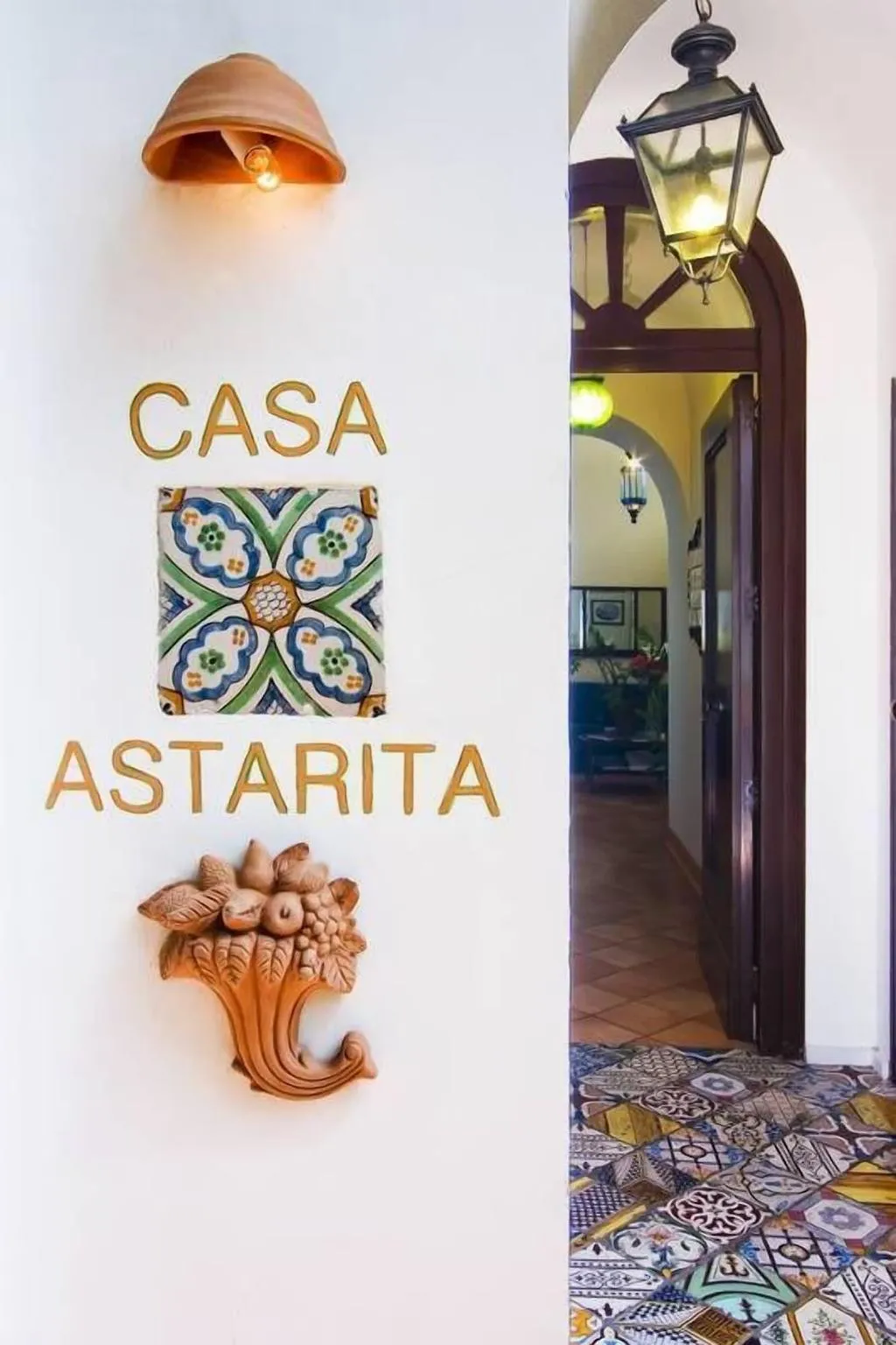 Lobby, Casa Astarita, Naples
