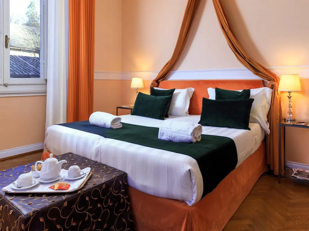 Room, Hotel Villa Carlotta, Florence