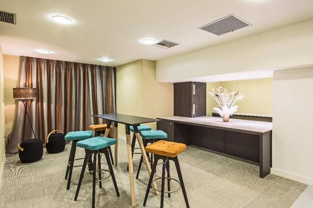 Lobby, Airotel Stratos Vassilikos, Athens