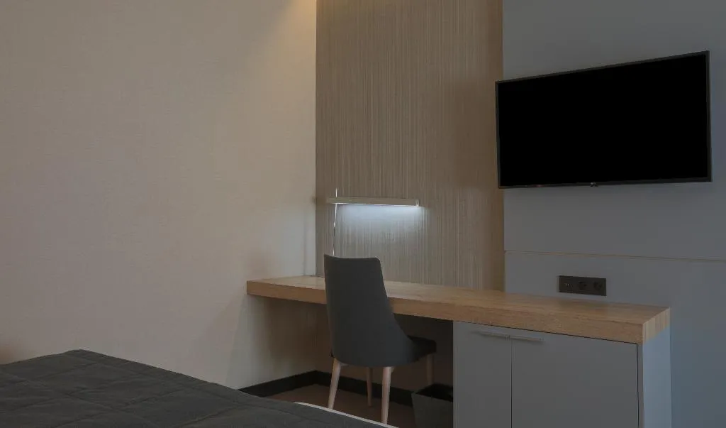 FAMILY ROOM CAPACITY 5 Room, Liabeny, Madrid