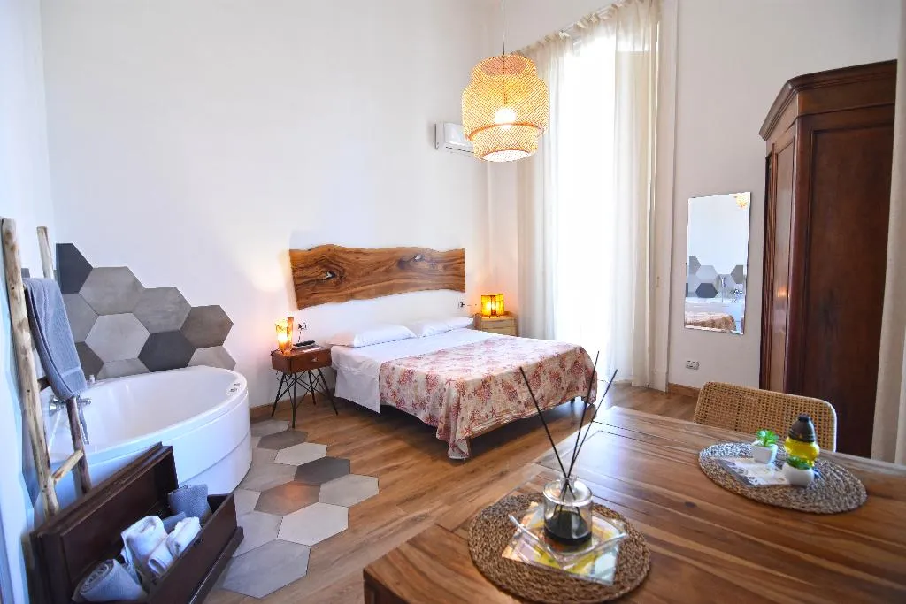 DOUBLE SEA VIEW WITH TERRACE Room, Sunrise Luxury, Naples