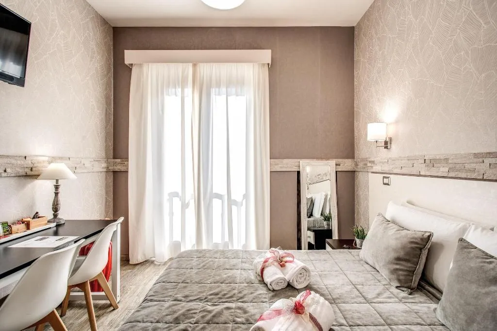 Room, Santamaria Inn, Rome