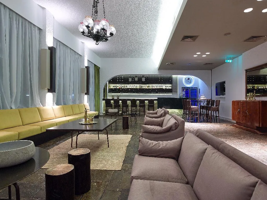 Lobby, Albatros, Crete
