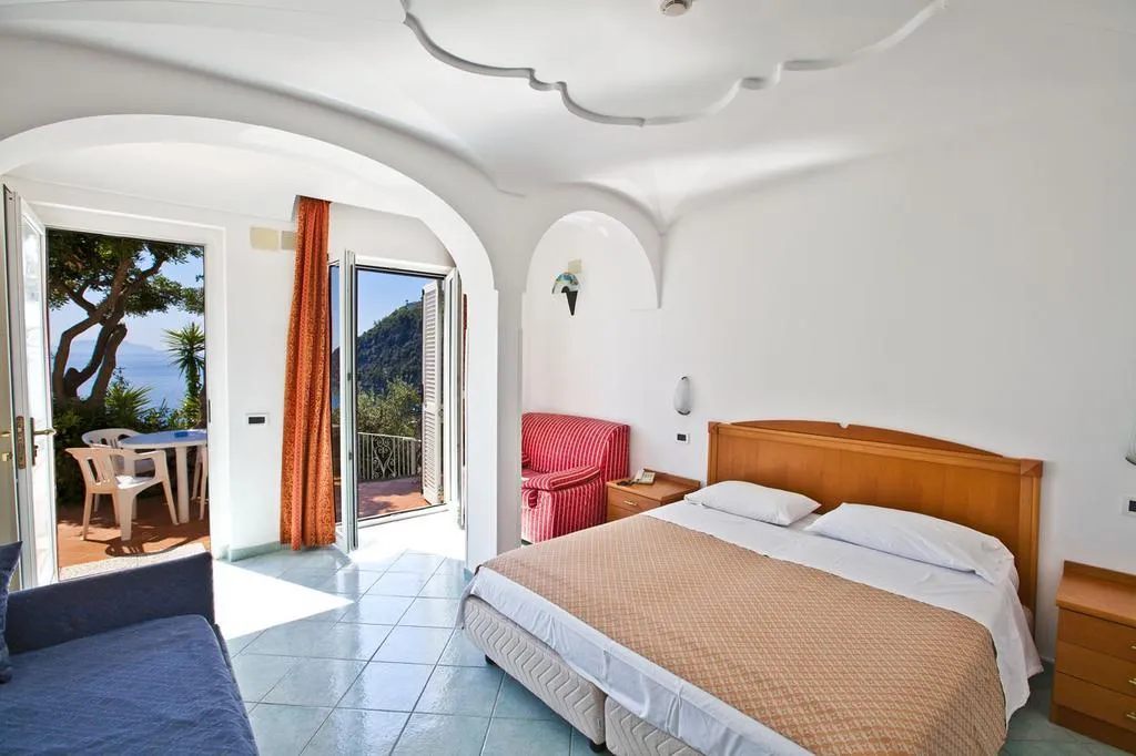 DOUBLE DELUXE Room, Don Felipe, Naples