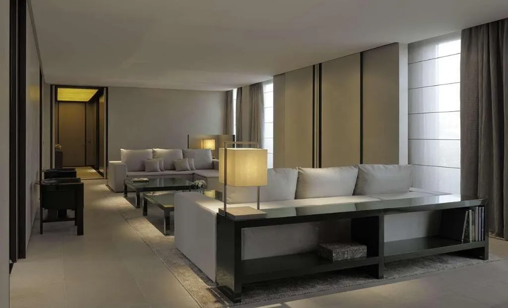 Room, Armani Hotel Milano, Milan