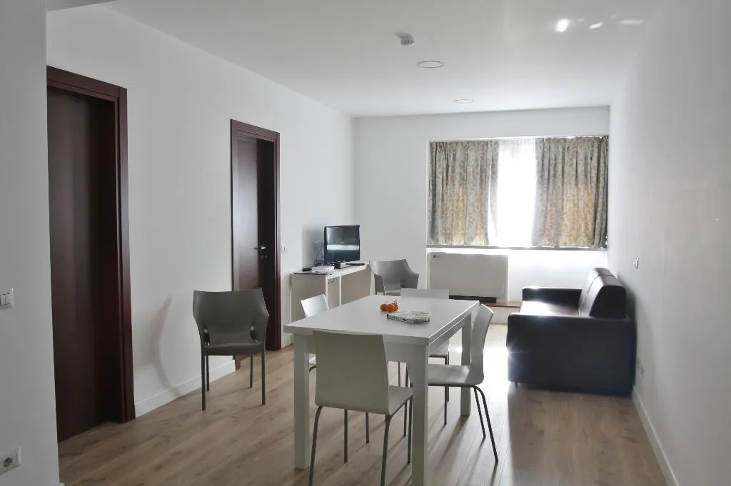 APARTMENT TWO BEDROOMS Room, Aparthotel Colombo, Rome
