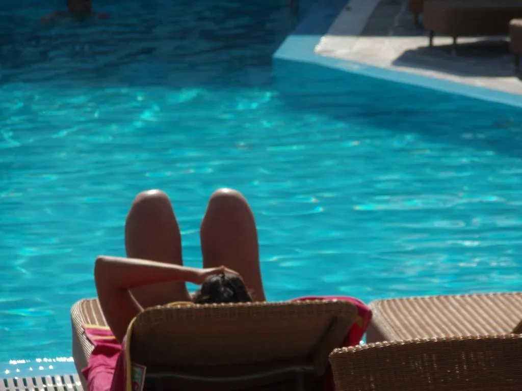 Pool, Matina, Santorini