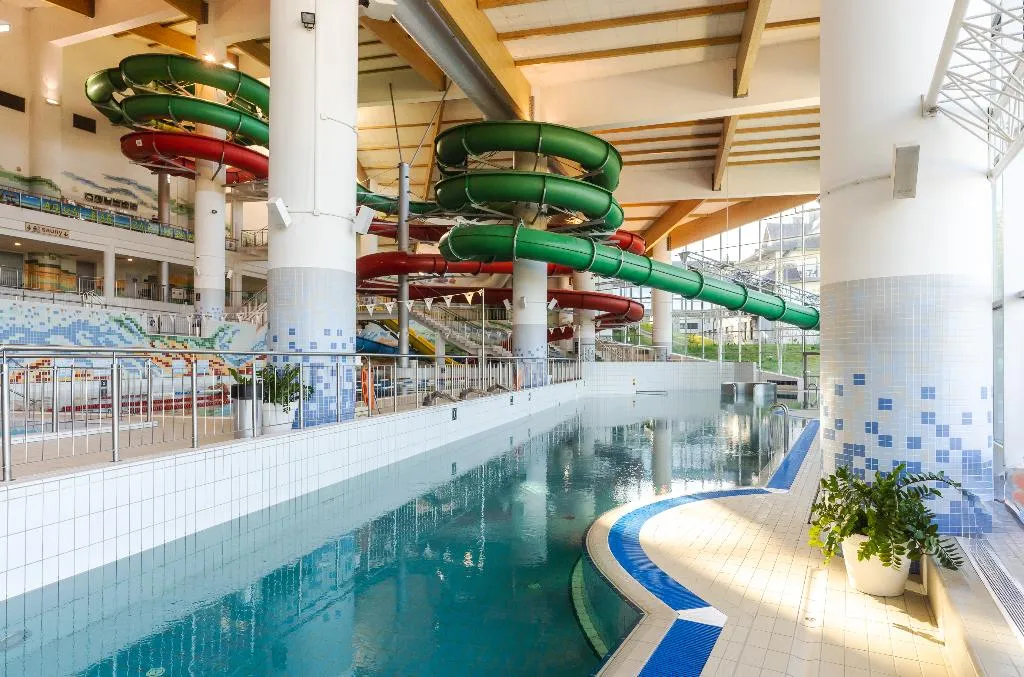 Pool, Hotel Aquarion Family & Friends - Destigo Hotels, Krakow