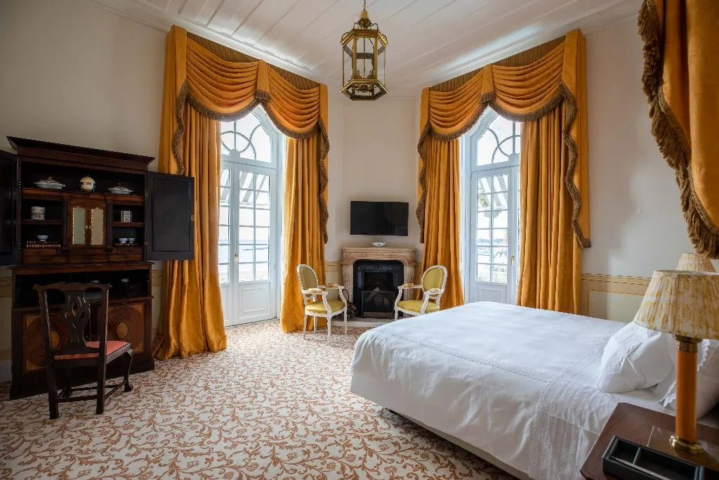 JUNIOR SUITE OCEAN VIEW Room, Estoril Vintage Hotel, Lisbon