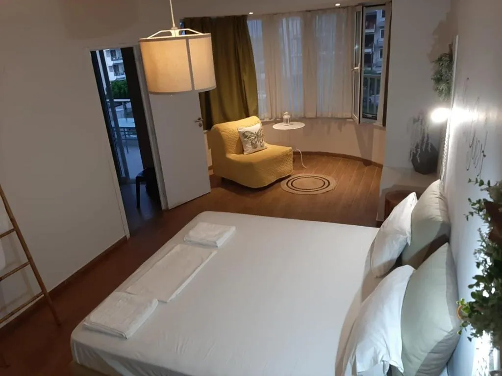 APARTMENT basement Room, Klio Apartments And Studios, Thessaloniki