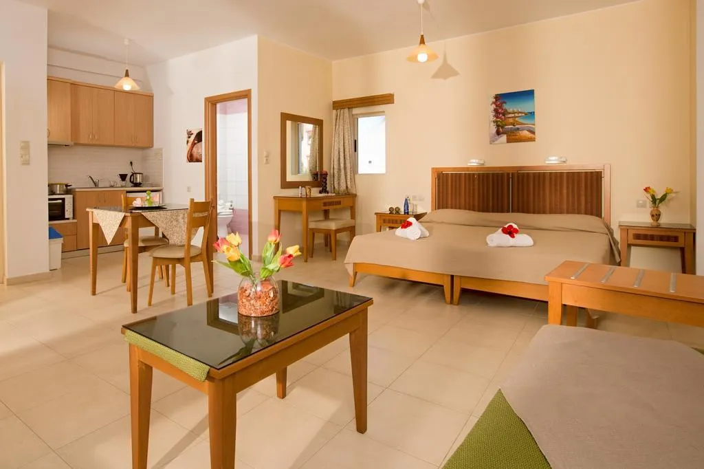 Room, Fotis Studios & Apartments, Crete