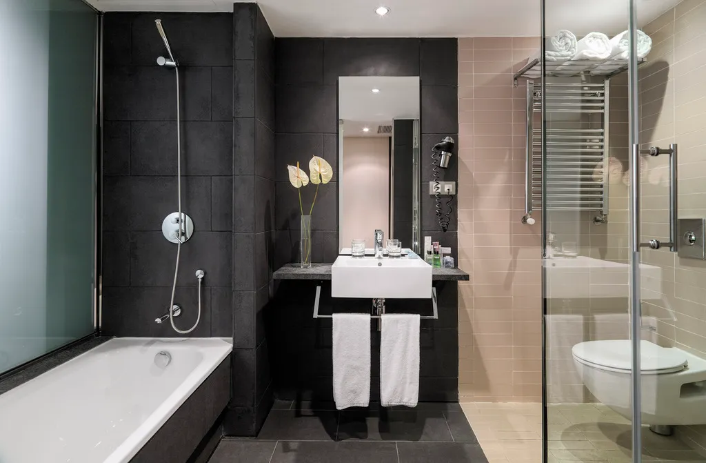 DOUBLE SINGLE USE SUPERIOR Room, H10 Casanova, Barcelona