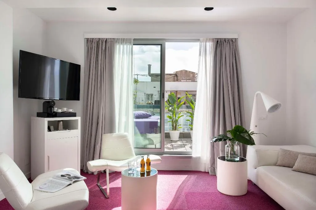 JUNIOR SUITE WITH TERRACE Room, Allegro Barcelona, Barcelona
