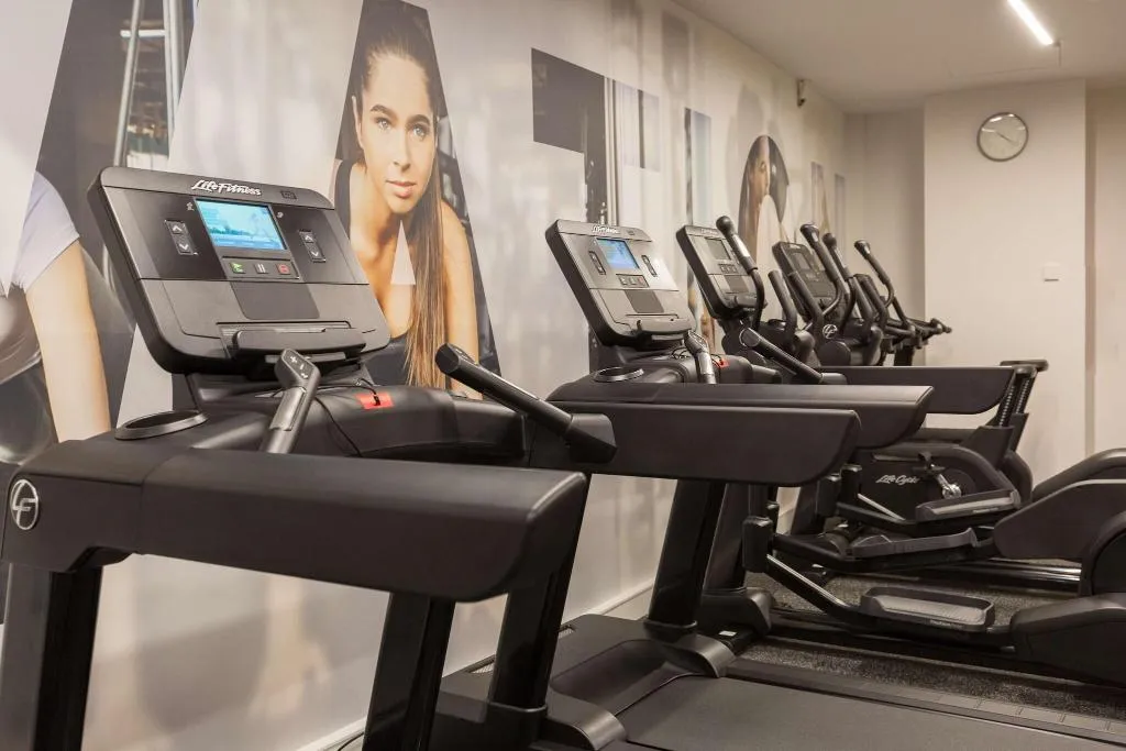 Sports and Entertainment, Park Inn By Radisson Amsterdam City West, Amsterdam