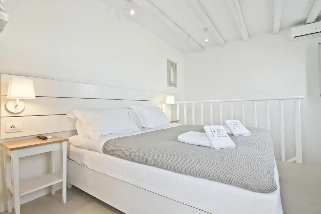 Room, Lindos Comfy Suites, Rhodes