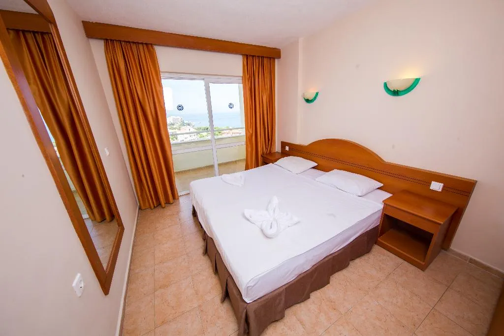 SINGLE LAND VIEW Room, Tuntas Family Suites Kusadasi, Izmir