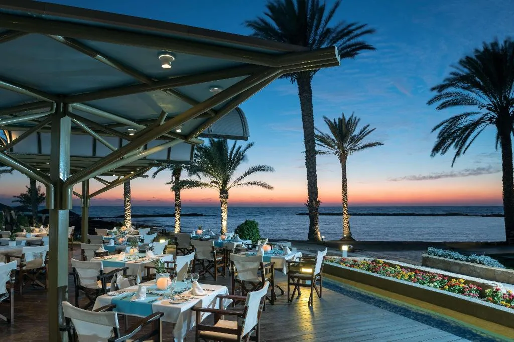 Restaurant, Constantinou Bros Pioneer Beach Hotel, Cyprus