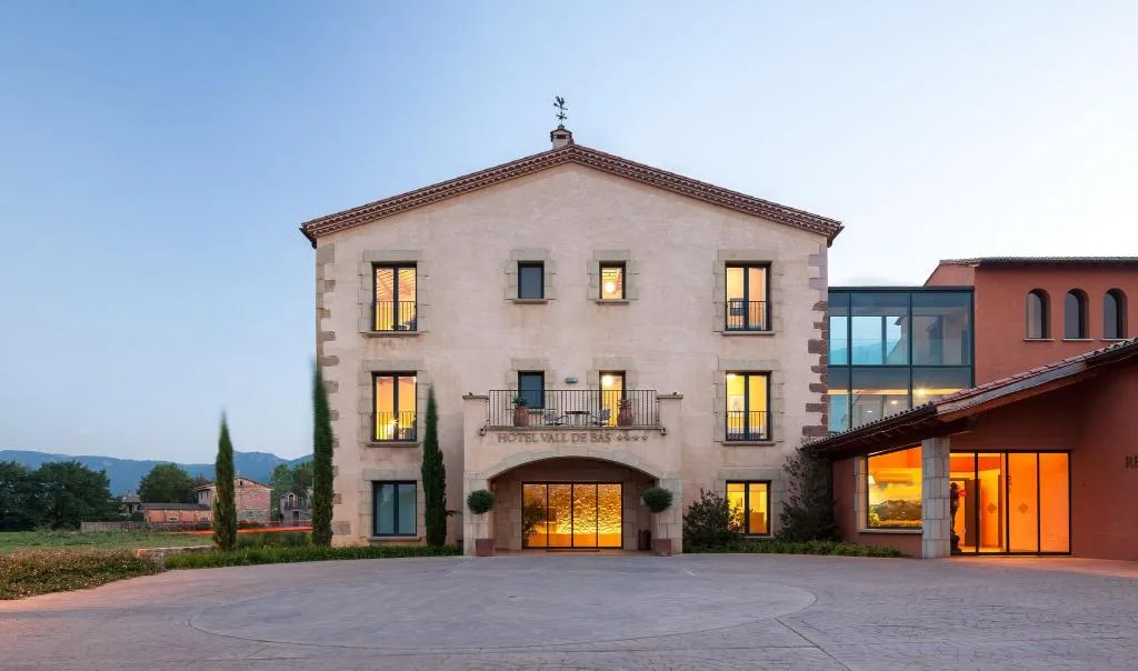 General view, Hotel Vall de BAs, Costa Brava