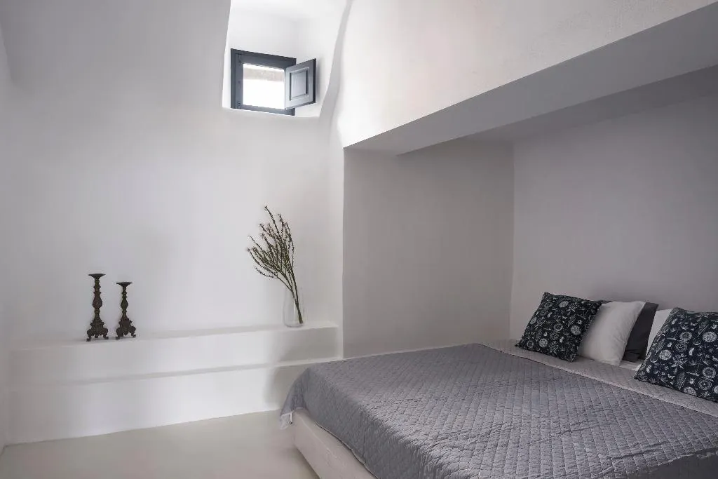 SUITE STANDARD Room, Fava Eco Suites, Santorini