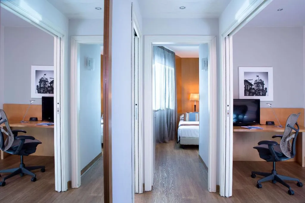 JUNIOR SUITE STANDARD Room, Dolce by Wyndham Milan Malpensa, Milan