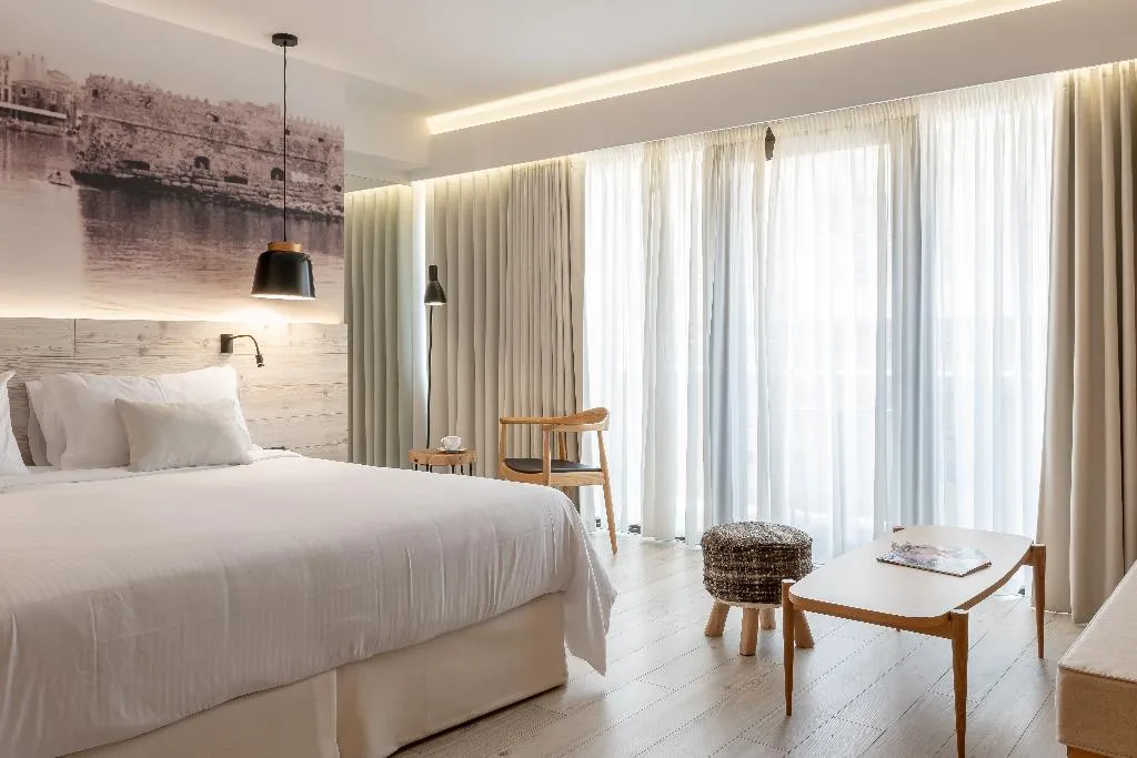 Double or Twin EXECUTIVE CITY VIEW Room, Ibis Styles Heraklion Central, Crete