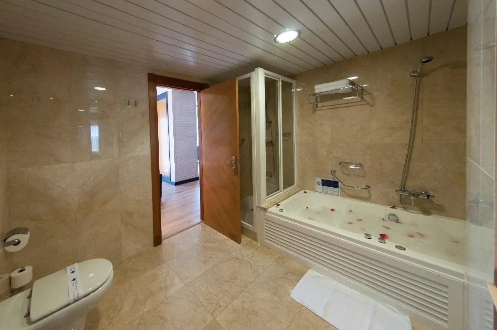 JUNIOR SUITE WITH JACUZZI Room, Hotel La Laguna Spa & Golf, Costa Blanca