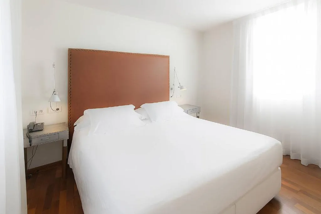APARTMENT STANDARD Room, Vincci Soma, Madrid