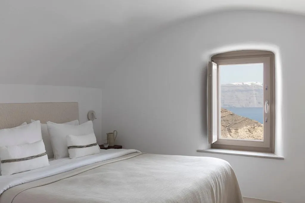 SUITE GRAND Room, Canaves Ena, Santorini