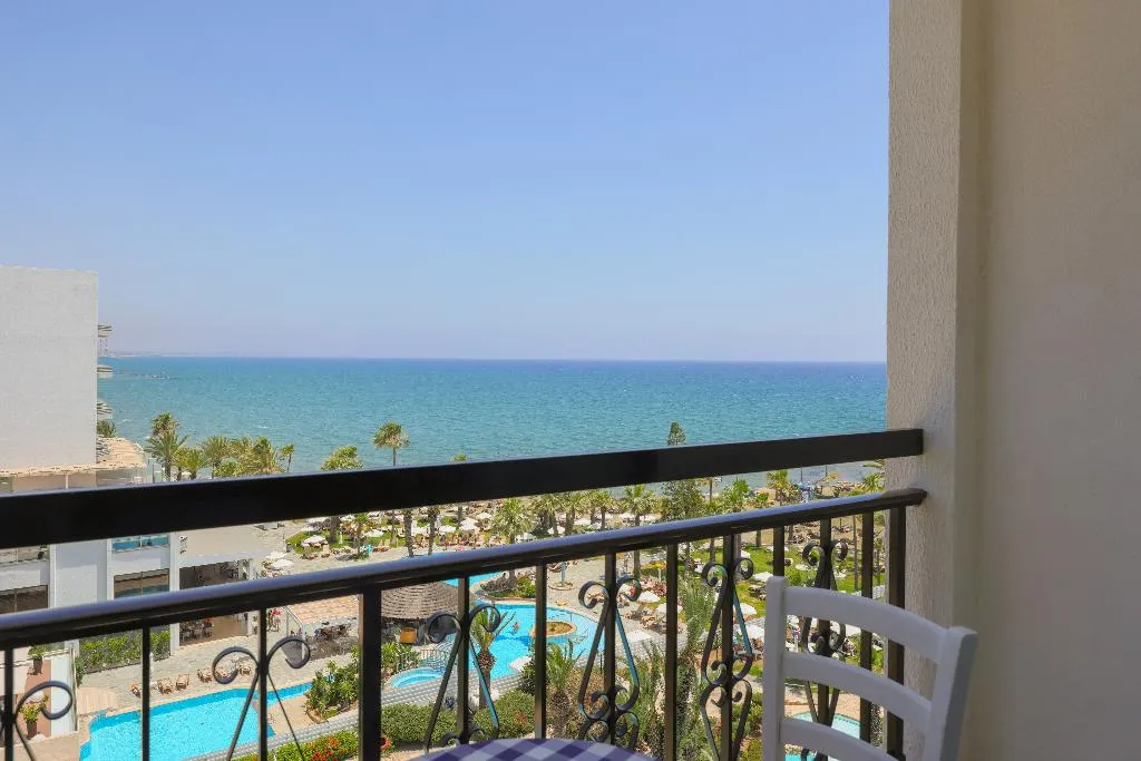 Double or Twin DELUXE POOL VIEW Room, Sandy Beach, Cyprus