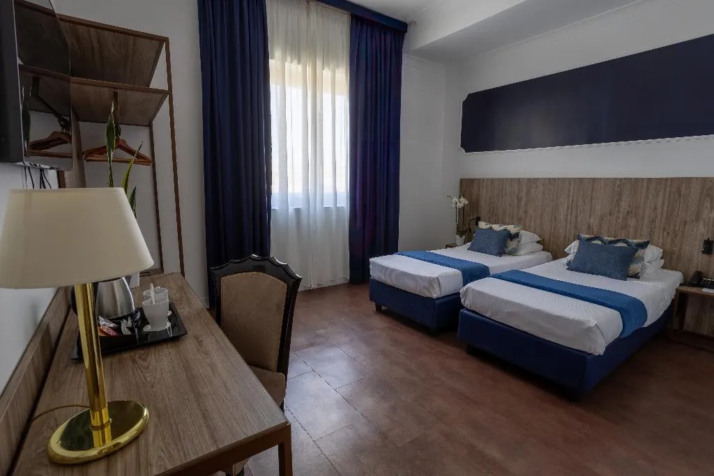 TWIN STANDARD Room, Grand Hotel Tiberio, Rome