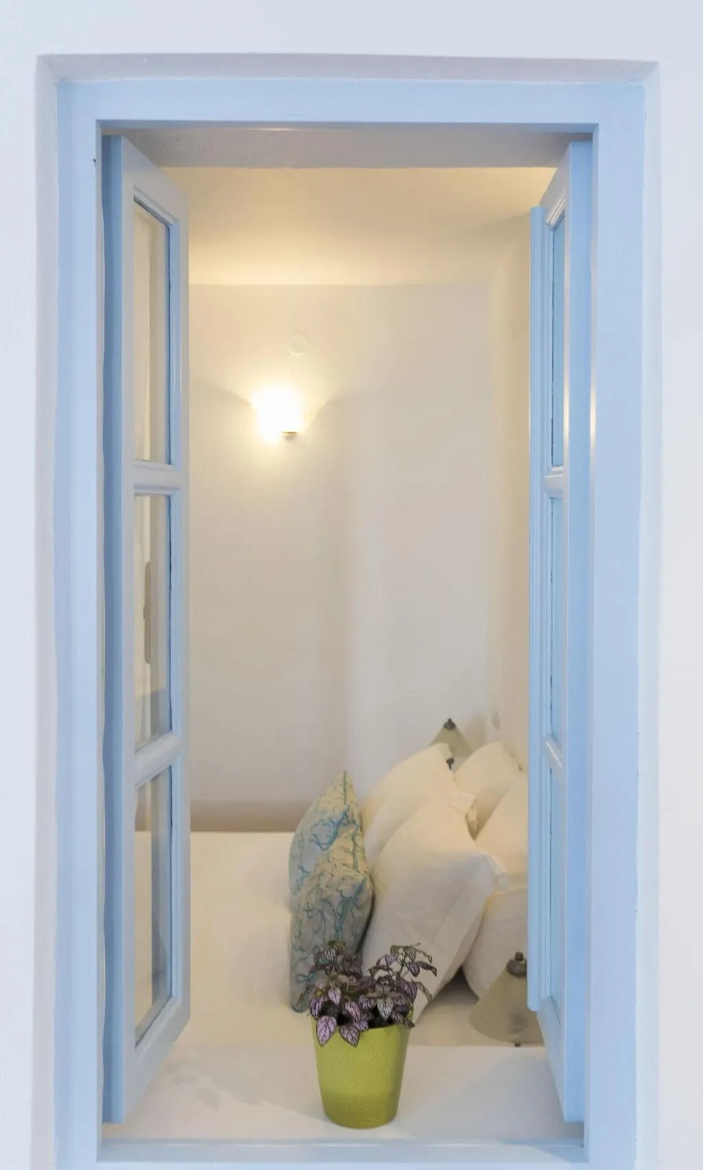 Room, Kastro Suites, Santorini