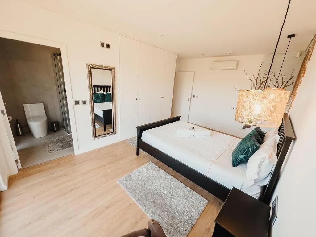 Room, Pousadela Village, Porto