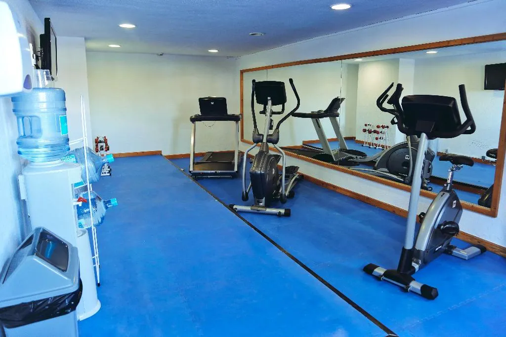 Sports and Entertainment, Ohtels Carabela, Costa De La Luz