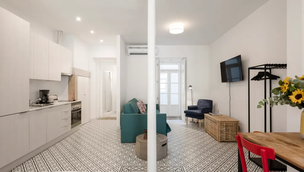 STUDIO DELUXE Room, Lisbon Serviced Apartments - Castelo de S. Jorge, Lisbon