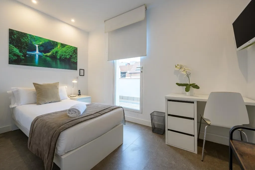 SINGLE SUPERIOR Room, NeoMagna Madrid, Madrid