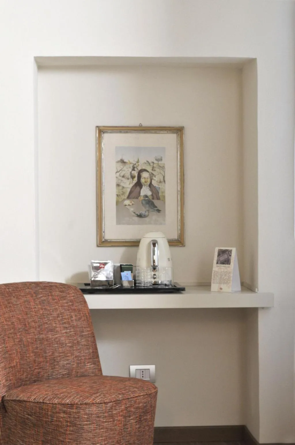 Room, Canto Degli Aranci, Florence