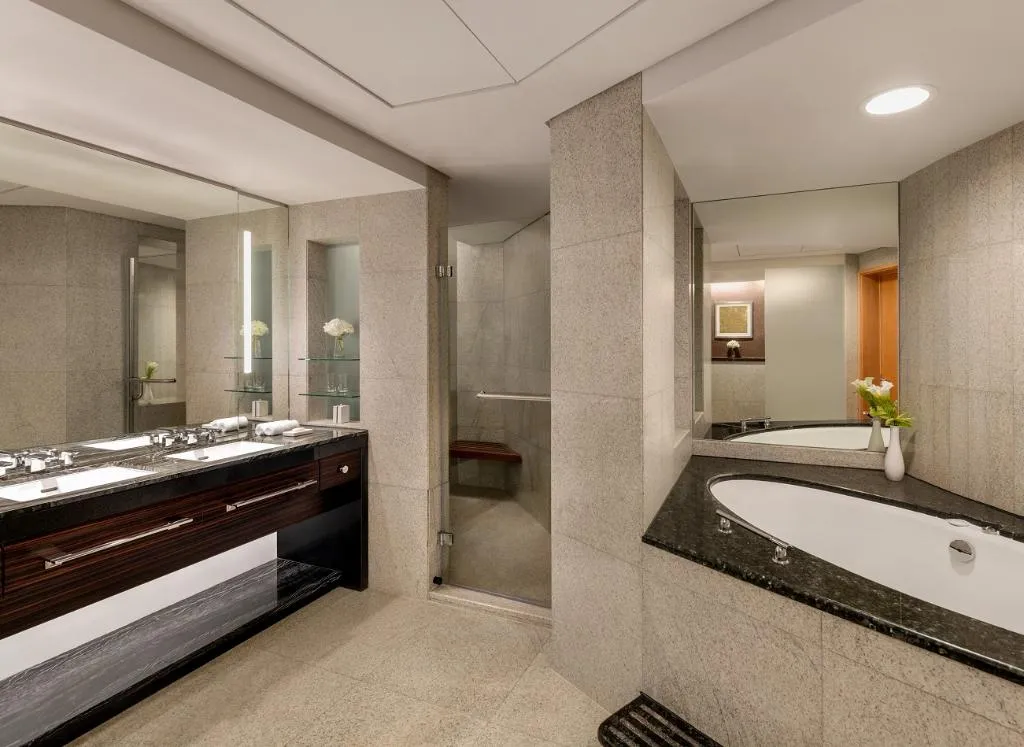 DOUBLE PREMIER Room, Shangri-La Dubai, Dubai