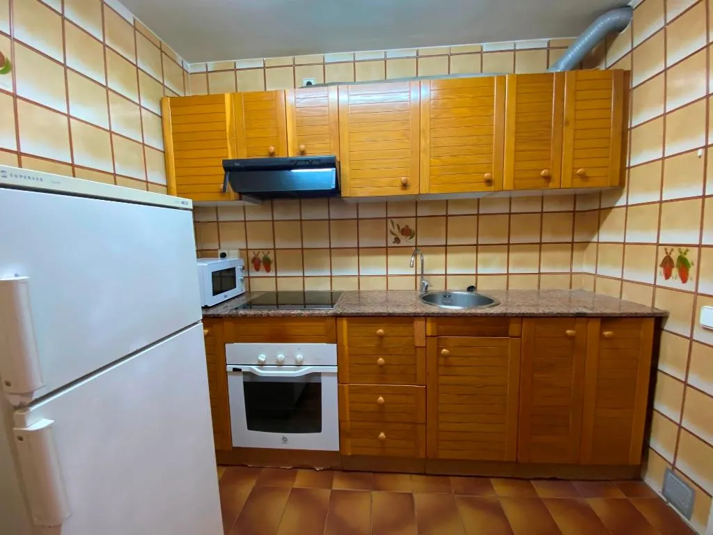 Room, Llenguadets, Costa Dorada