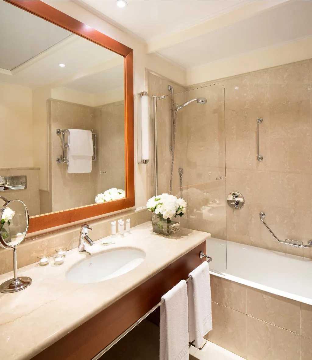 DOUBLE SINGLE USE DELUXE Room, Starhotels Grand Milan, Milan