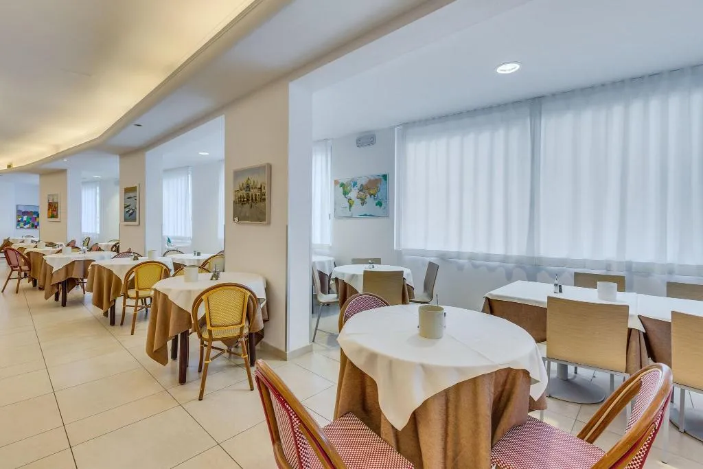 Restaurant, Hotel Ambassador, Venice