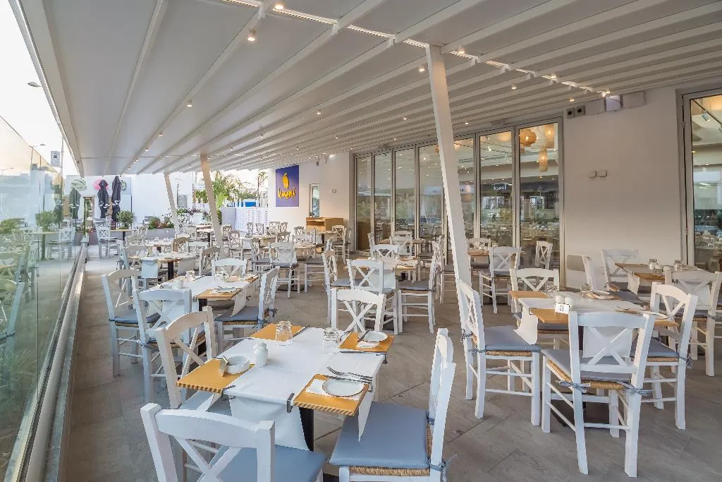 Restaurant, Protaras Plaza Hotel, Cyprus