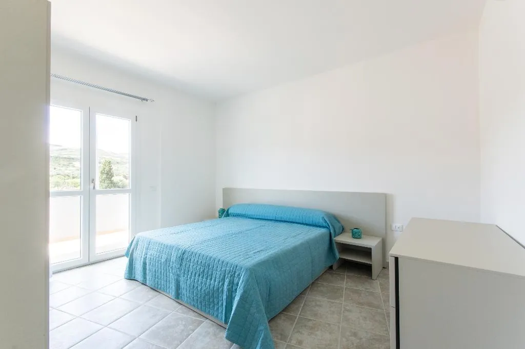 APARTMENT STANDARD Room, Appartamenti Castelsardo E Lu Bagnu, Cagliari