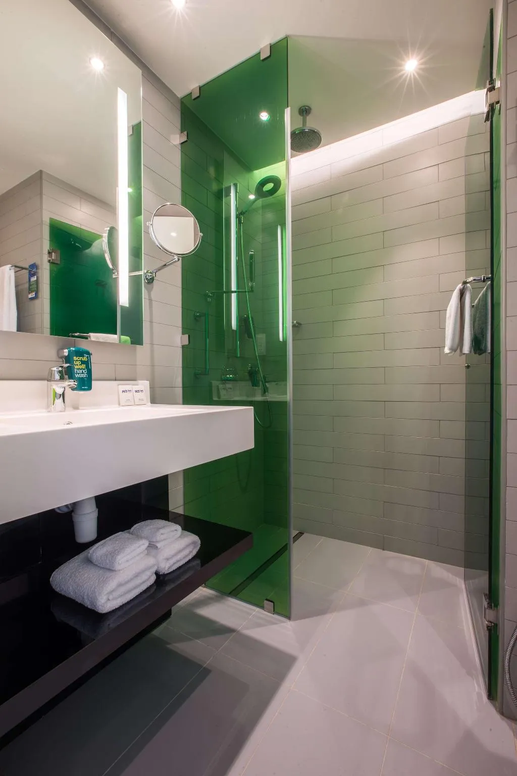 Room, Park Inn by Radisson Dubai Motor City, Dubai